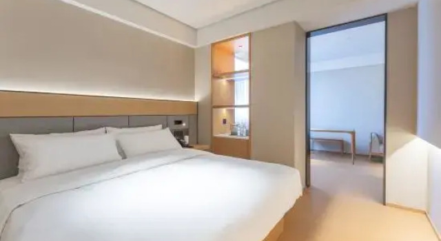 JI Hotel (Taizhou Yuhuan Passenger Transport Center), Book Hotel Hotels in Yuhuan with a Pool, Swimming Pool