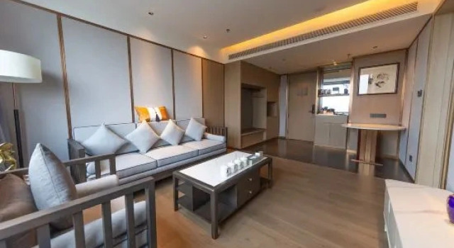 Люкс Business с видом на горы Jinan Huanghe Hotel（Hero Mountain Road）