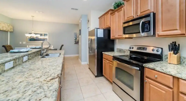 Beautiful 4 Bedroom Town House In The Fantastic Paradise Palms Resort