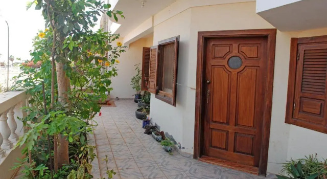 Self-catering Apartment w/ Terrace, Prenota Appartamento Tarrafal 