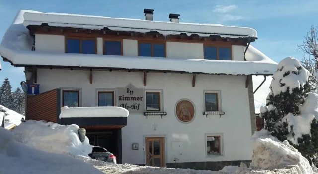 Alp-Hof Apartments