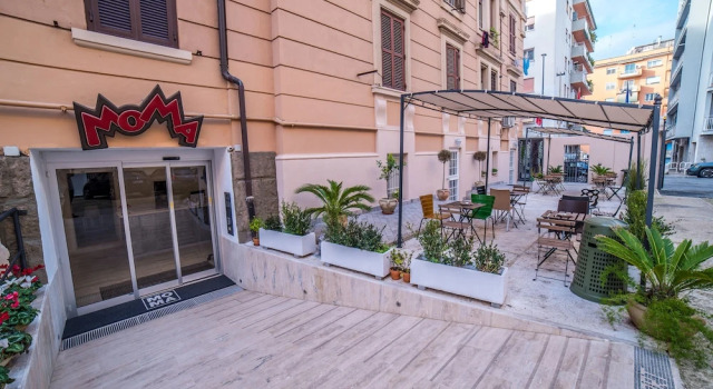 Vatican Momahouse Luxury by Varental, Забронировать Отель Отели Рима с парковкой, рядом с Собор Святого Петра, Парковка