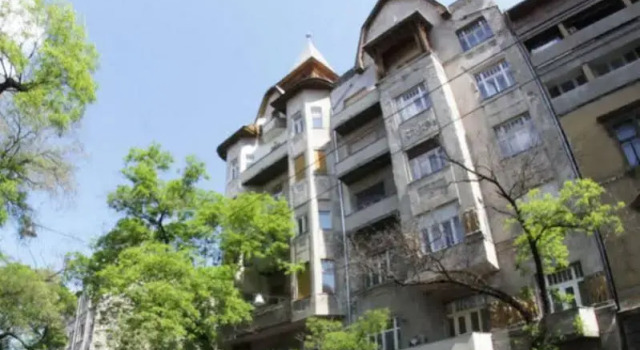 Omnibusz, Buchen Sie Hotel 10. Kőbánya 