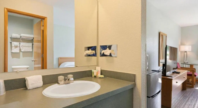 Четырёхместный номер Standard The Garibaldi House Inn & Suites