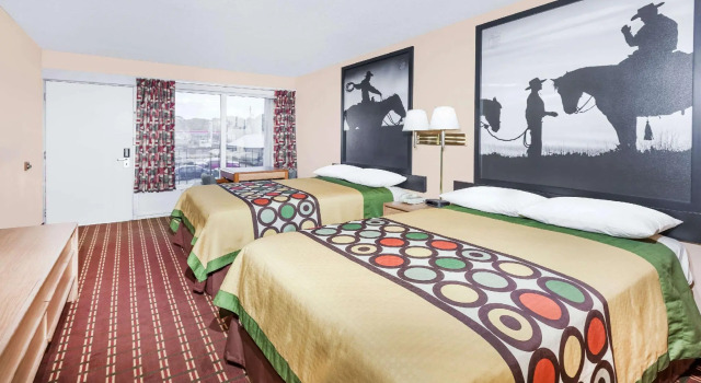Четырёхместный номер Standard Arya Inn & Extended Stay