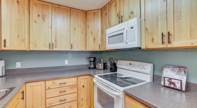 Коттедж 10 Mi to Keystone Resort: Cabin w/ Private Hot Tub