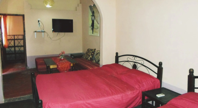 Lescale De Ouarzazate, Rezerwuj Hotel Hotele w Souss-Massa-Draa z basenem, Basen