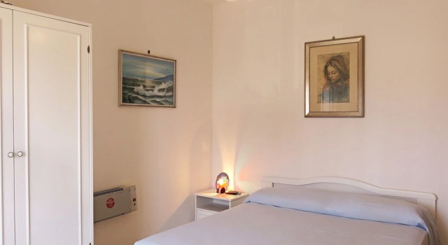 Ines-Villa 100mt dal mare, Забронировать Отель Отели Лацио с парковкой, Парковка