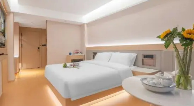 Семейный люкс Menghai Jingjiang Hotel