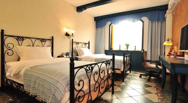 D6 Hotel-Jinsha Branch, Rezerwuj Hotel Hotele w Qingyang z parkingiem, Parking