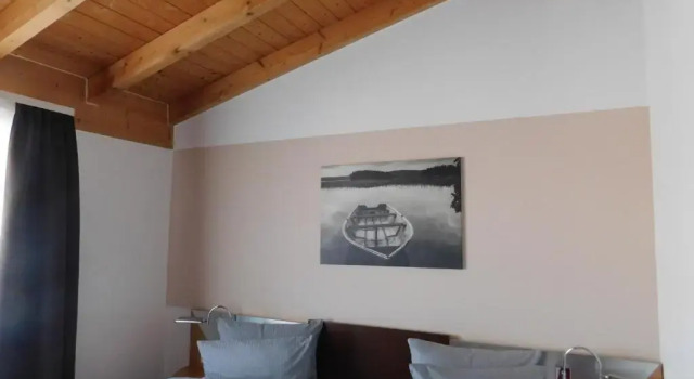 Двухместный номер Deluxe с балконом Hotel KonradP Holzkirchen