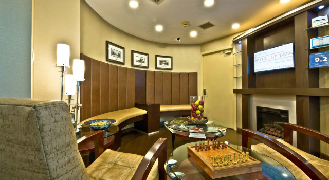 Hotel Strata
