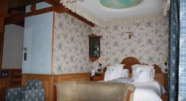 Двухместный номер Superior Les Violettes Hotel & Spa