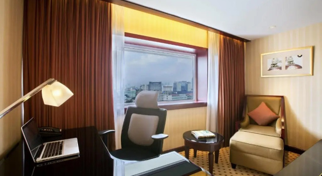 Premier Deluxe Twin room Hotel Borobudur Jakarta