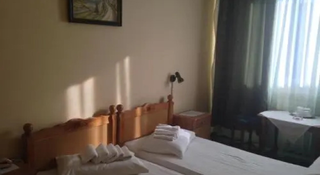 Hotel Decebal Bistrita, Varaa Hotelli Bistrita 