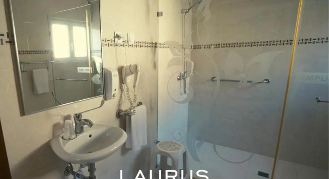 Номер Standard Laurus Hotel