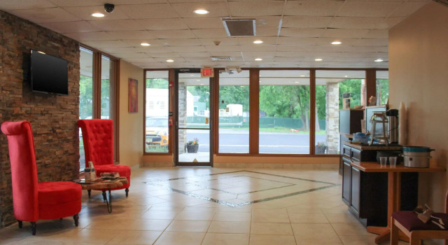 Pocono Inn at Water Gap, Rezervasyon Otel Stroudsburg Alpine Mountain