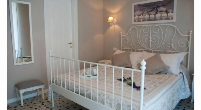 Двухместный номер Deluxe с балконом Casa Antonelli B&B