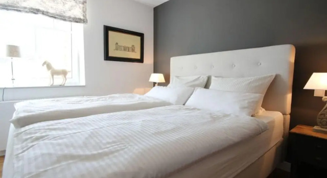 Captain House Wangerooge - Nautik Suite, Забронировать Апартаменты/квартира Отели Вангероге с парковкой, рядом с Wangerooge Island Railway, Парковка