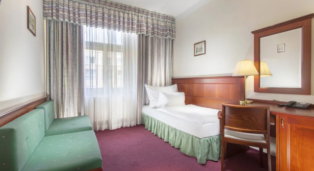 Komfort Einzel Zimmer Hotel Lunik