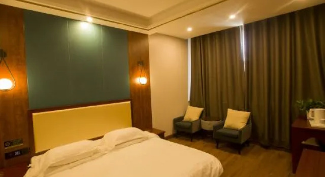 Люкс Kyin  Hotel  of  Korla