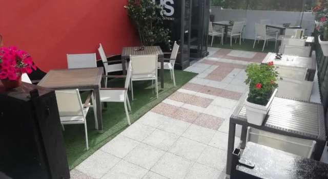 Двухместный номер Standard с балконом Hotel Sereno