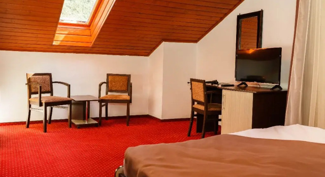 Vila Trandafirul, Rezerwuj Hotel Călimăneşti 