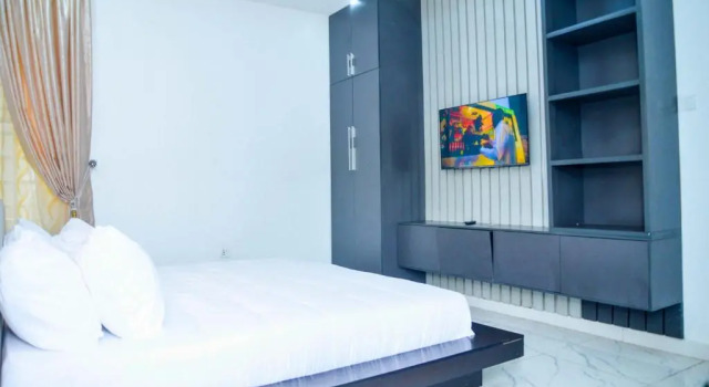 Bews Lodge, Book Hotel Hotels in Lagos State with Parking, Parking