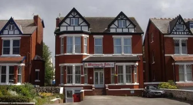 Whitworth Falls Hotel, Забронировать Отель Отели Англии с завтраком, Завтраки