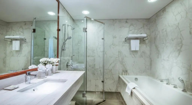Апартаменты Deluxe Dream Hotel and Apartment