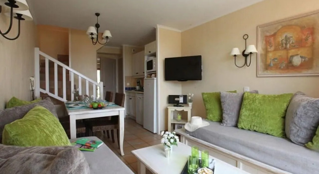 Cozy apartment in the beautiful fortified town Grimaud