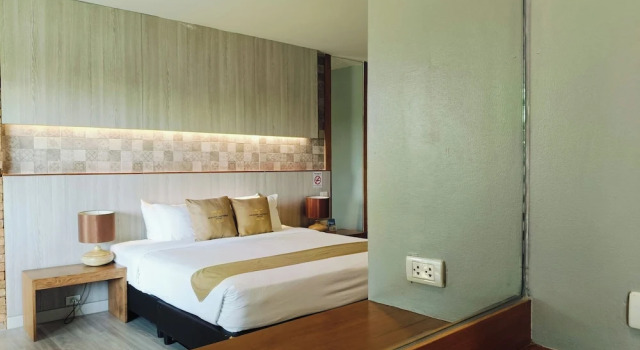 Номер Deluxe с балконом Sukhothai Treasure Resort & Spa - SHA Plus