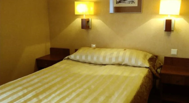 Zajazd Pod Olivk, Varaa Hotelli Hotellit Pommeri pysäköinnillä, Pysäköinti