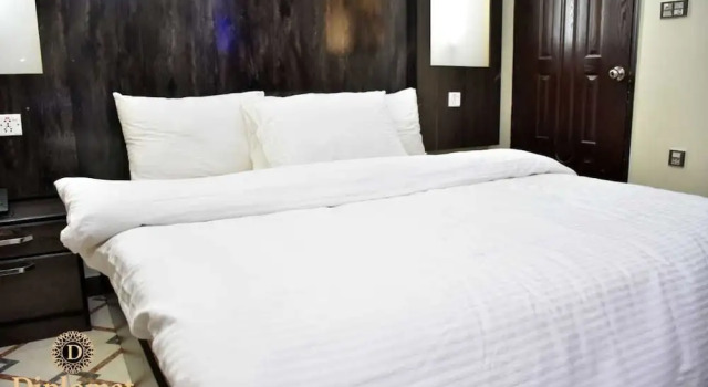 Diplomat Inn Hotel