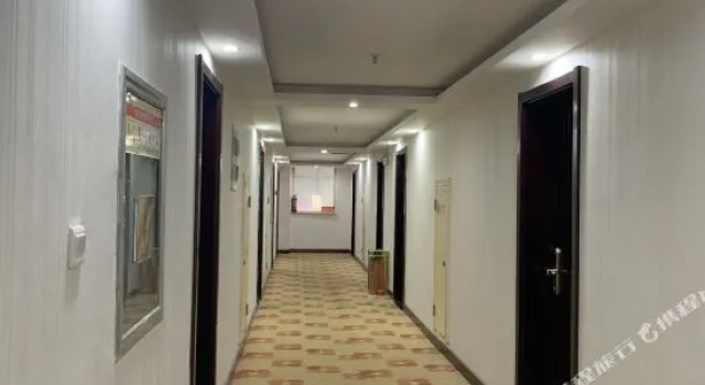 Sunshine Hotel (Yuncheng Wanda Plaza Central Hospital), Rezervați Hotel Yuncheng Shanxi