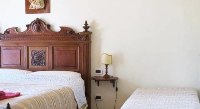 I Melograni Bed & Breakfast, Buchen Sie Hotel Hotels in Elsa-Tal mit Parkplatz, Parkplätze