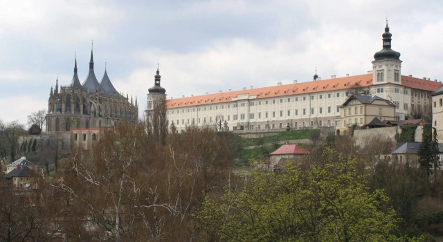 Hotel Mědínek Old Town, Rezerwuj Hotel Hotele w Central Bohemia z parkingiem, Parking