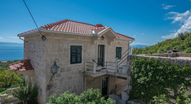 Vila Divna, Buchen Sie Hotel Hotels in Gespanschaft Split-Dalmatien mit Pool, Schwimmbad