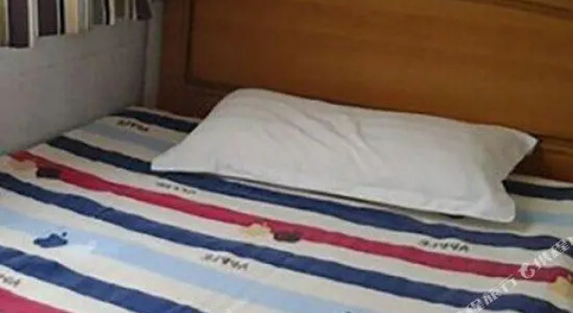Shunjia Hostel