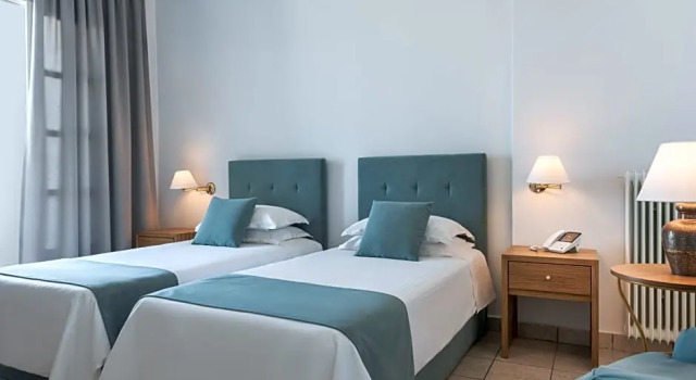 Номер Classic с балконом и с видом на окрестности The Atlantis House