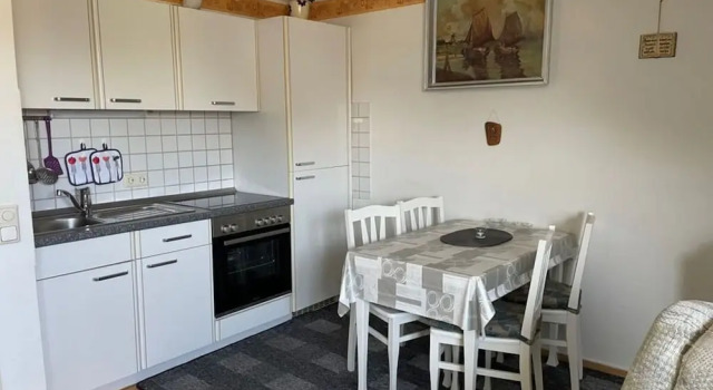 Коттедж Attractive Apartment Near Town Center