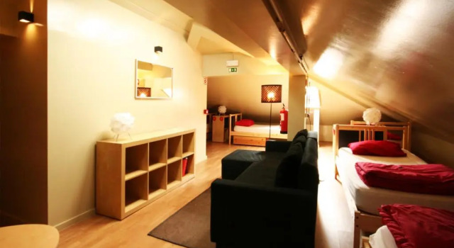 Кровать в общем номере PILOT Design Hostel & Bar