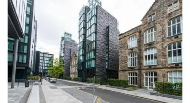 Q Suites, Забронировать Отель Эдинбург Midlothian, рядом с Национальный музей Шотландии