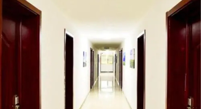 Yijie Holiday Hotel Fengning Lazhaying, Book Hotel Chengde Hebei