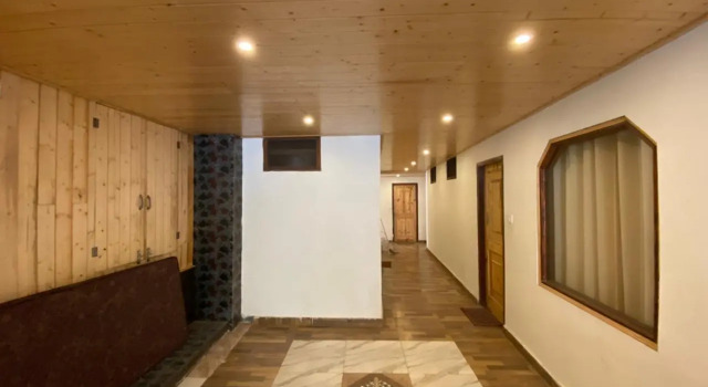 Hotel Hadimba Palace Manali, Забронировать Отель Отели Манали с парковкой, Парковка
