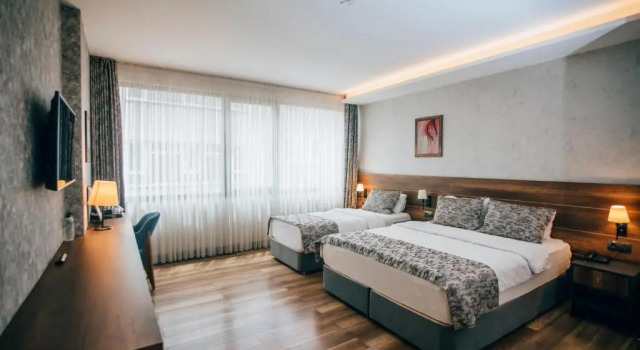 Трёхместный номер Superior Life Point Hotel
