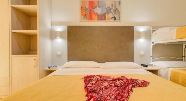 Четырёхместный номер Comfort Hotel Reyt