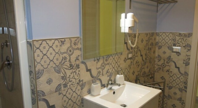 Residenza D'Annunzio, Prenota Hotel Pineto 