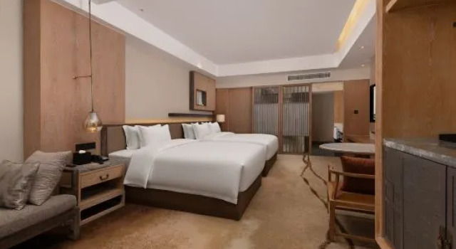 Люкс Wuxi Nanchang Street Madison Hotel