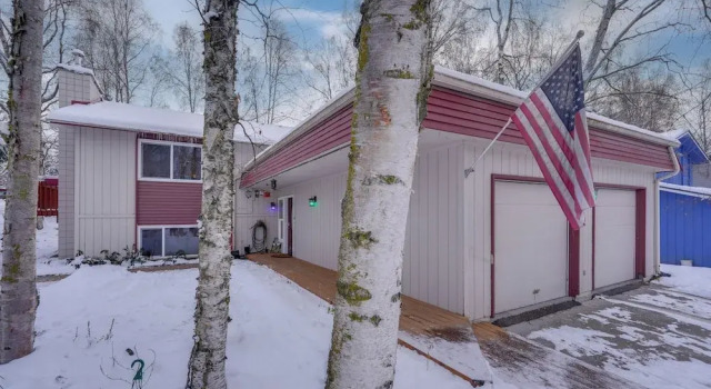Heart of Anchorage! Home Near Shops & Eats, Rezerwuj Hotel Anchorage Alaska